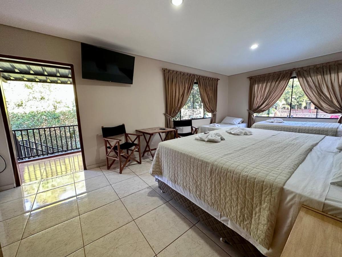 Parque Hotel Manantial Hohenau Extérieur photo