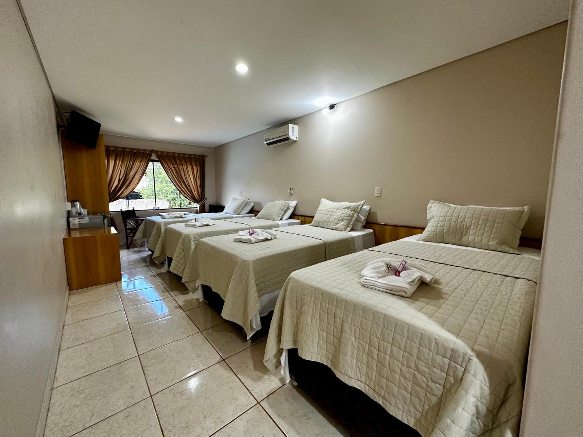 Parque Hotel Manantial Hohenau Extérieur photo