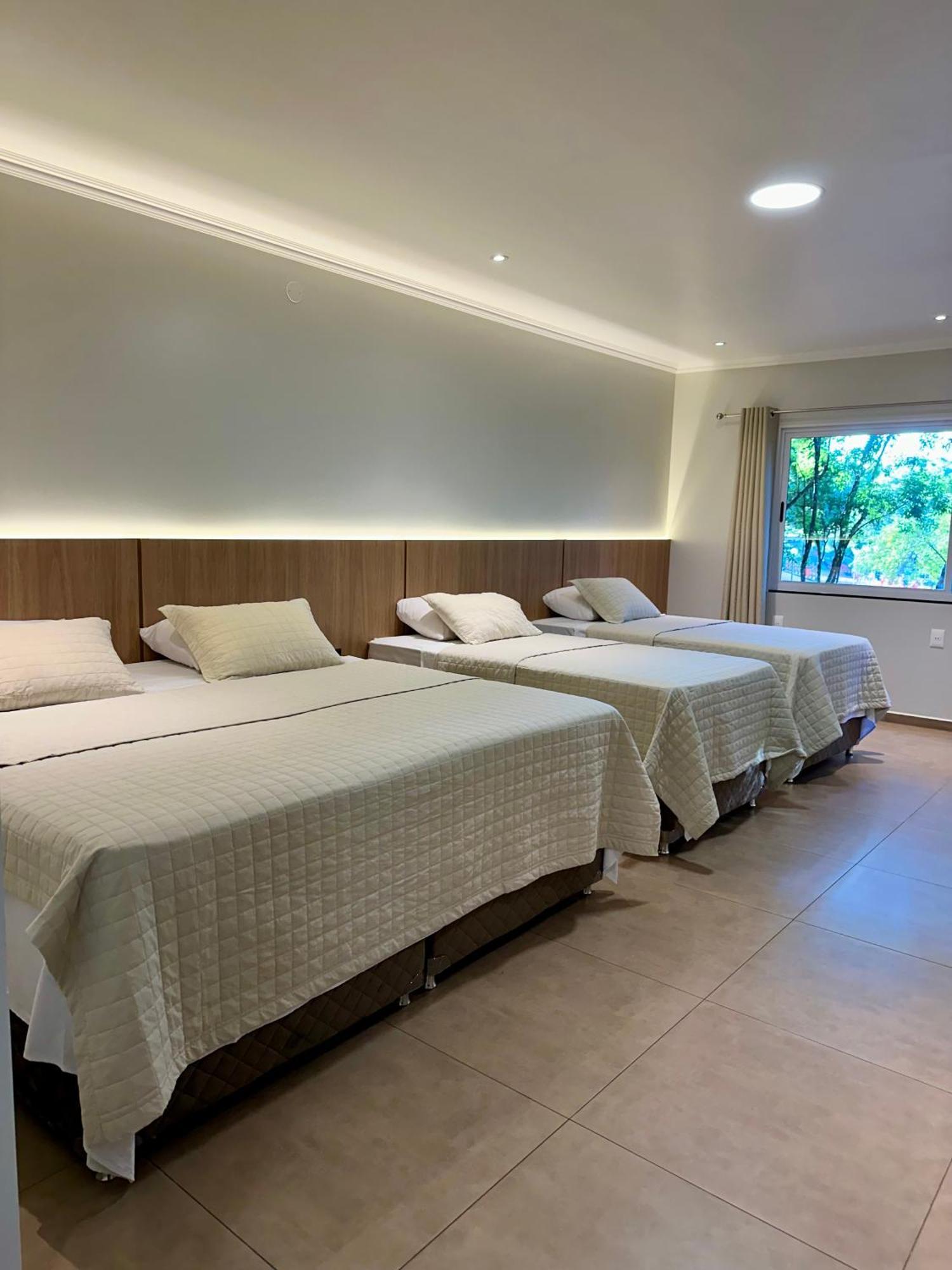 Parque Hotel Manantial Hohenau Extérieur photo